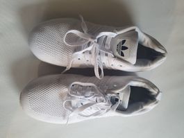 Chaussures Adidas blanches, pointure 39, unisex