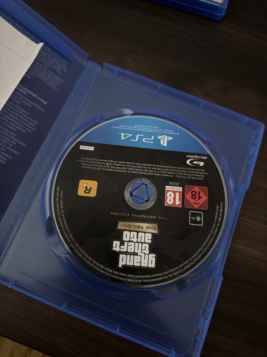 Sony Giochi: Grand Theft Auto The Trilogy PS4 Definitive Edition – Usato da Zug venduto da fre_w72x 2