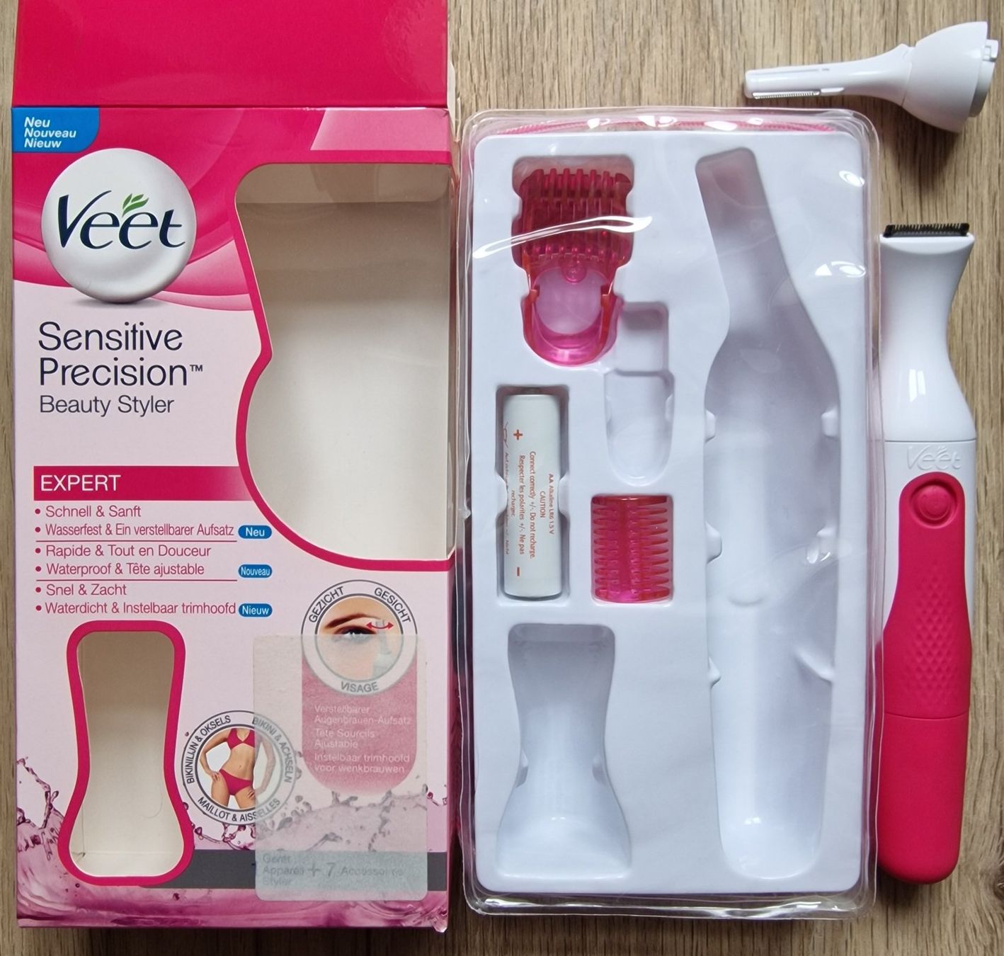 Veet Cura del viso: VEET Sensitive Precisison Expert Multitrimmer Gesicht + Etui – Nuovo (secondo la descrizione) da Zürich venduto da businessman80