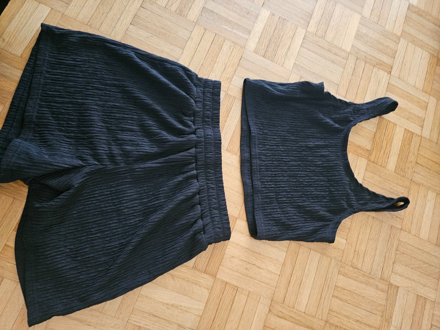 Shein Kleiderpakete: Shein Set – Neu (gemäss Beschreibung) aus Basel von NyGrow 1