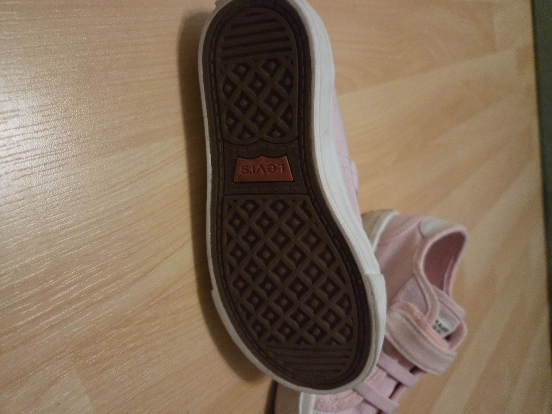 Levi's Chaussures garçon: Levis Schuhe Grösse 27 – D'occasion à Aarburg par augenschmaus8 2