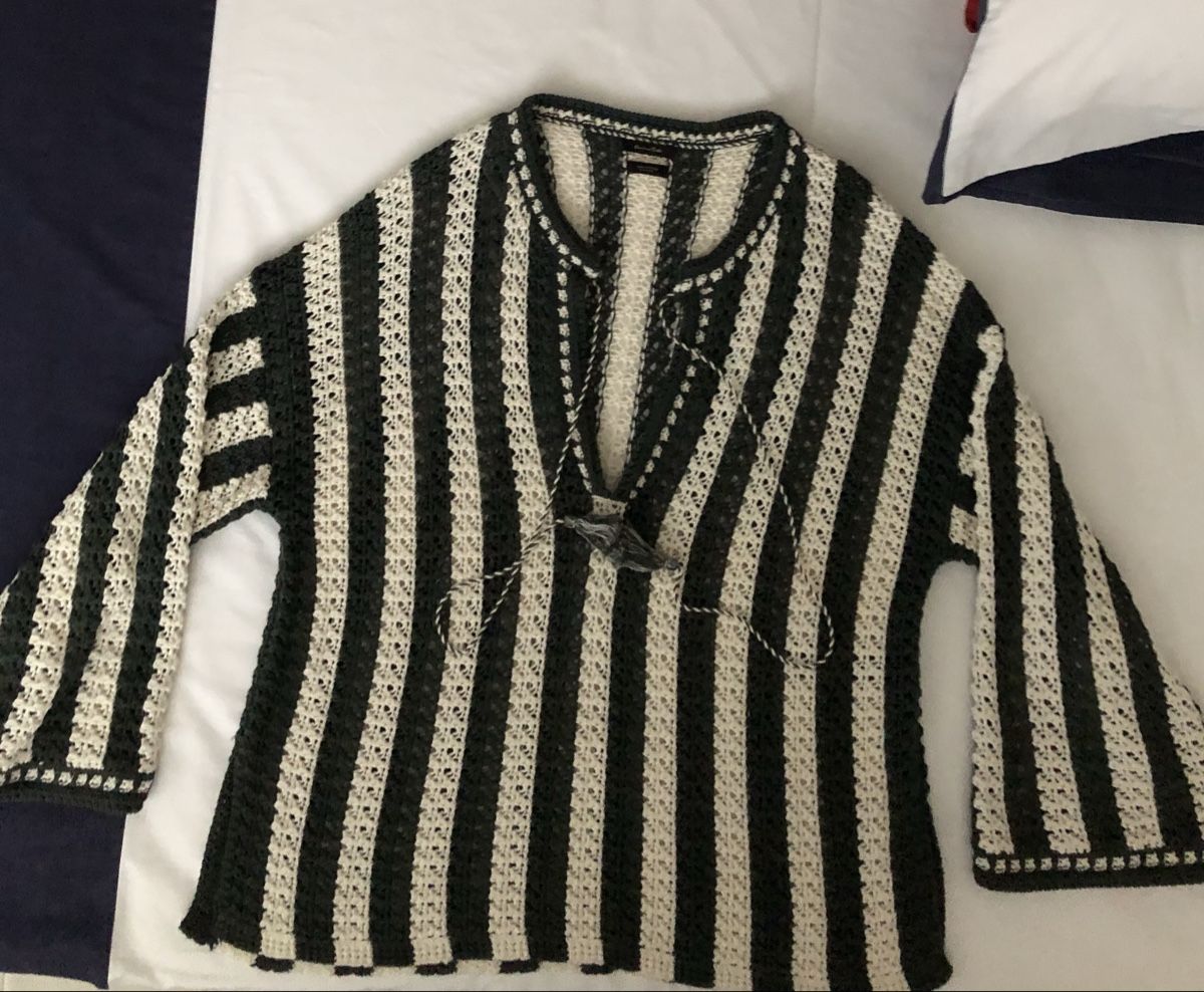 Massimo Dutti Maglioni & Felpe: Damen Pullover gehäkelt Grösse L grün-weiss gestreift – Nuovo (secondo la descrizione) da Hombrechtikon venduto da Marina00 1