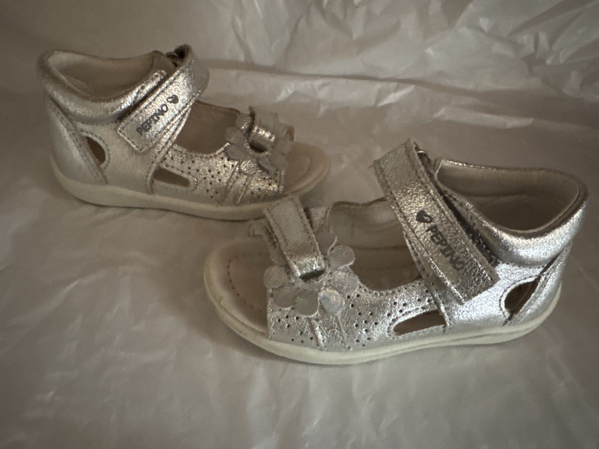Ricosta Schuhe für Mädchen: Ledersandale Ricosta Grösse 22 – Gebraucht aus Oberglatt ZH von cyringo 1