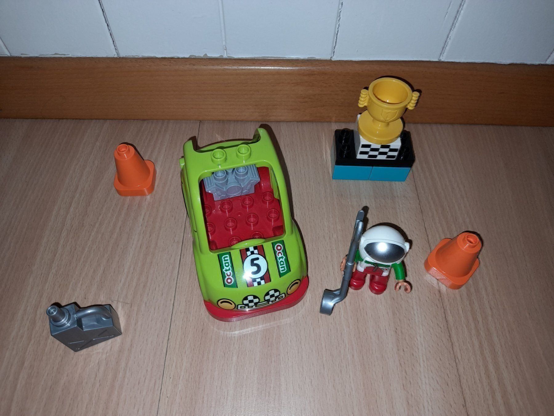 Lego Giocattoli: Lego Duplo Rennwagen 10589 – Usato da Wittenbach venduto da Gugielmo 3