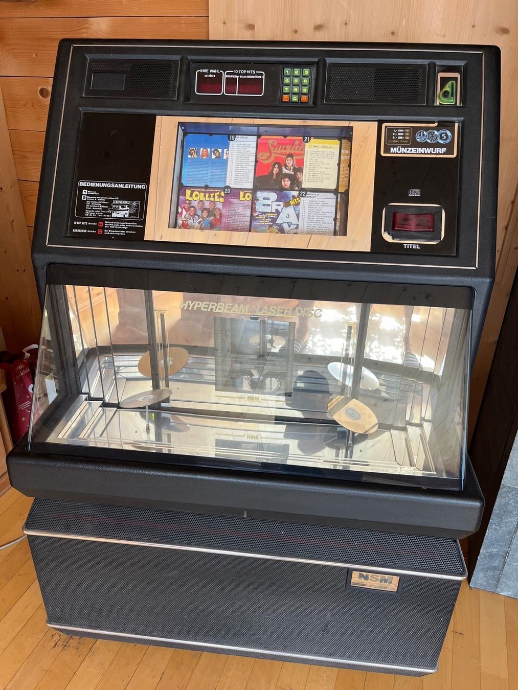 Jukebox: Musikbox NSM The Performer Grand – Usato da Wettswil venduto da IfeAA6