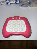Elektronisches Pop It Spiel pink mit Licht gebraucht