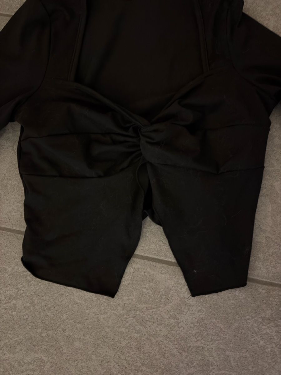 Shein Top: Schickes Oberteil, Grösse S, neuwertig, schwarz – Nuovo (secondo la descrizione) da Schöftland venduto da nevio74 2