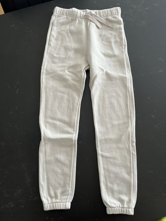 Mädchen Trainerhose Gr. 128 NEU!