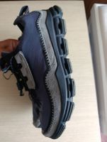 On Running Cloud sneakers dark grey good condition