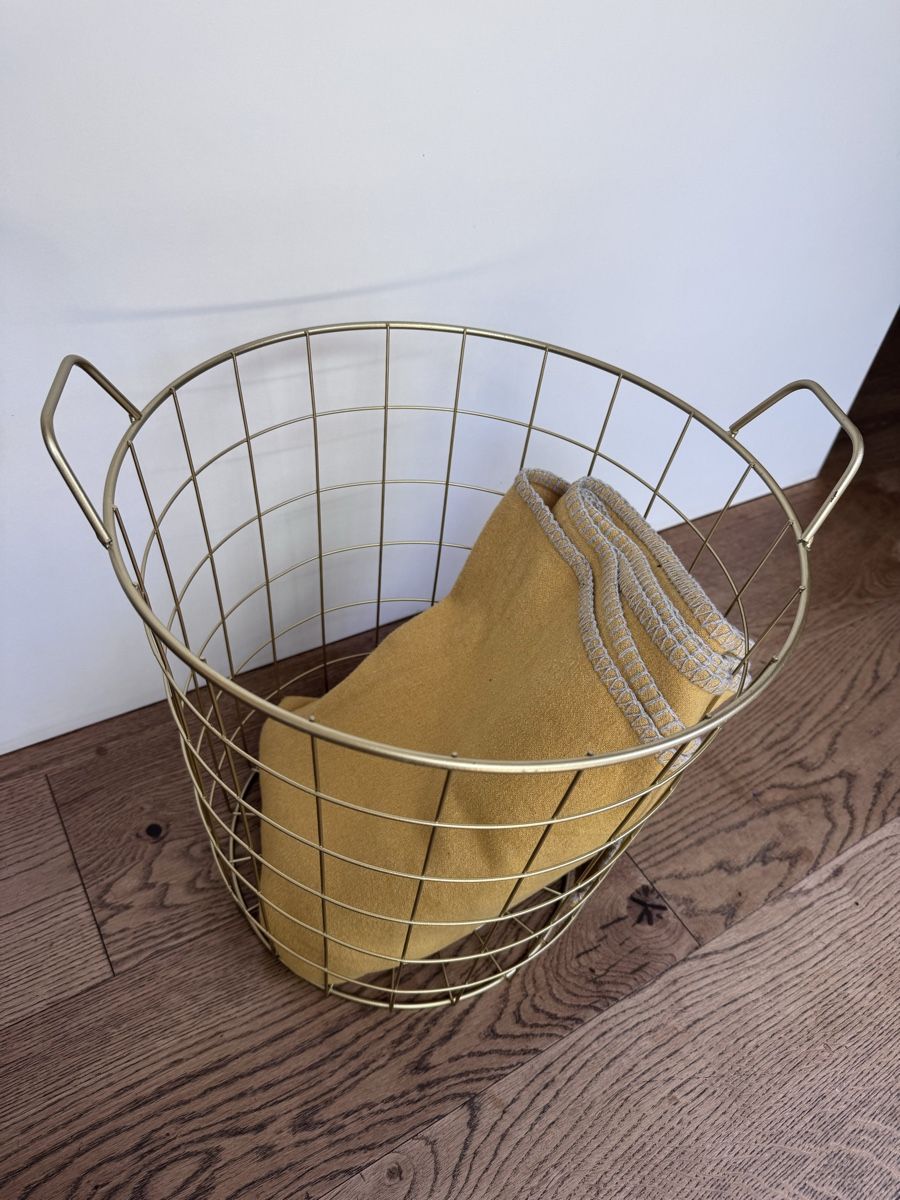 Autres articles pour la maison: Drahtkorb goldfarben  – D'occasion à Niederbüren par Oetschli