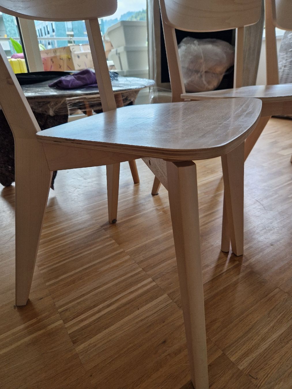 Stühle: 4 Esszimmerstühle Holz – Neu (gemäss Beschreibung) aus Zürich von zvr_8cw6 5