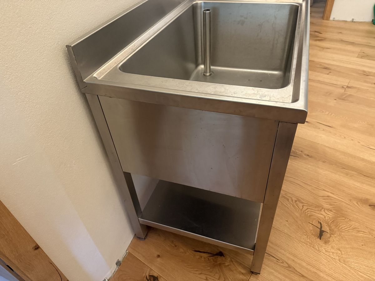 Spülbecken & Waschbecken: Waschtisch Edelstahl  – Gebraucht aus Naters von brunteles 2