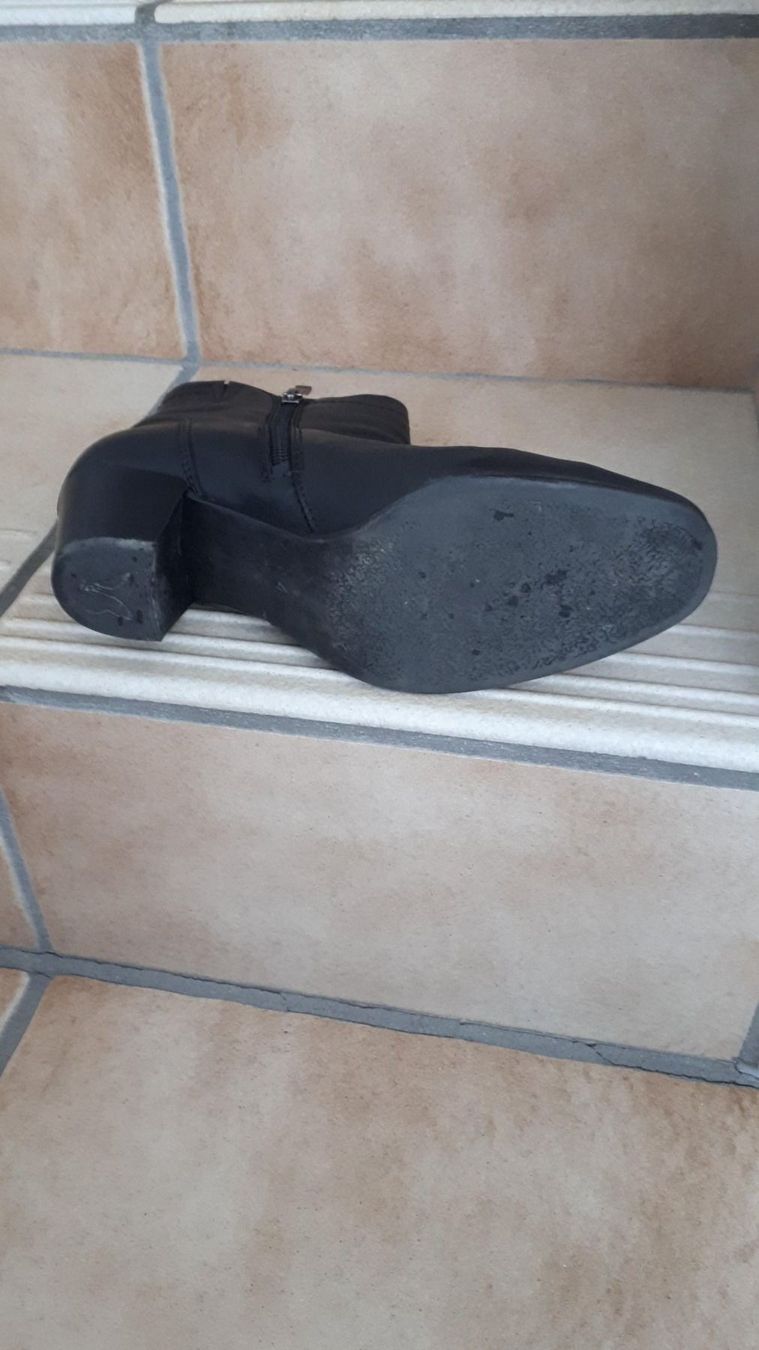 Scarpe da donna: Leder-Stiefletten – Usato da Montlingen venduto da Giardini13 4
