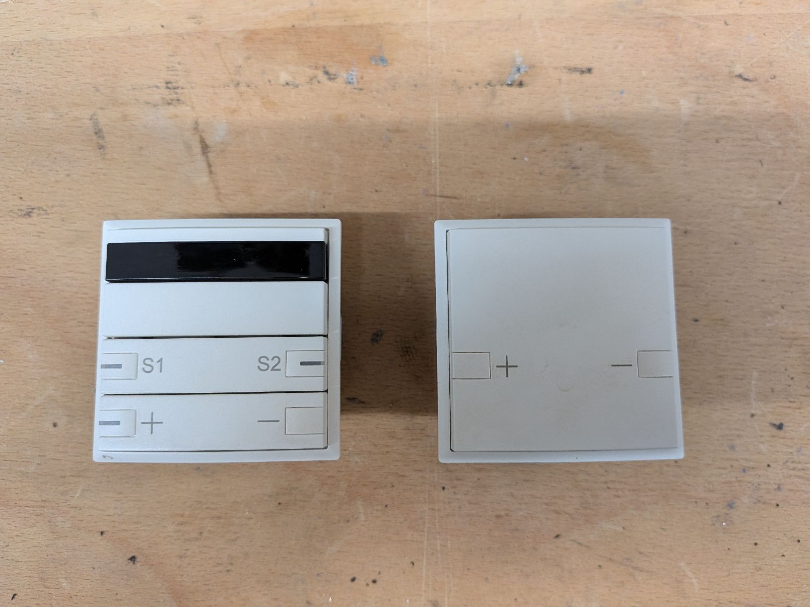 Feller Interruttori: Feller Zeptrion Dimmer Set – Usato da Rheinsulz venduto da reventon_v12