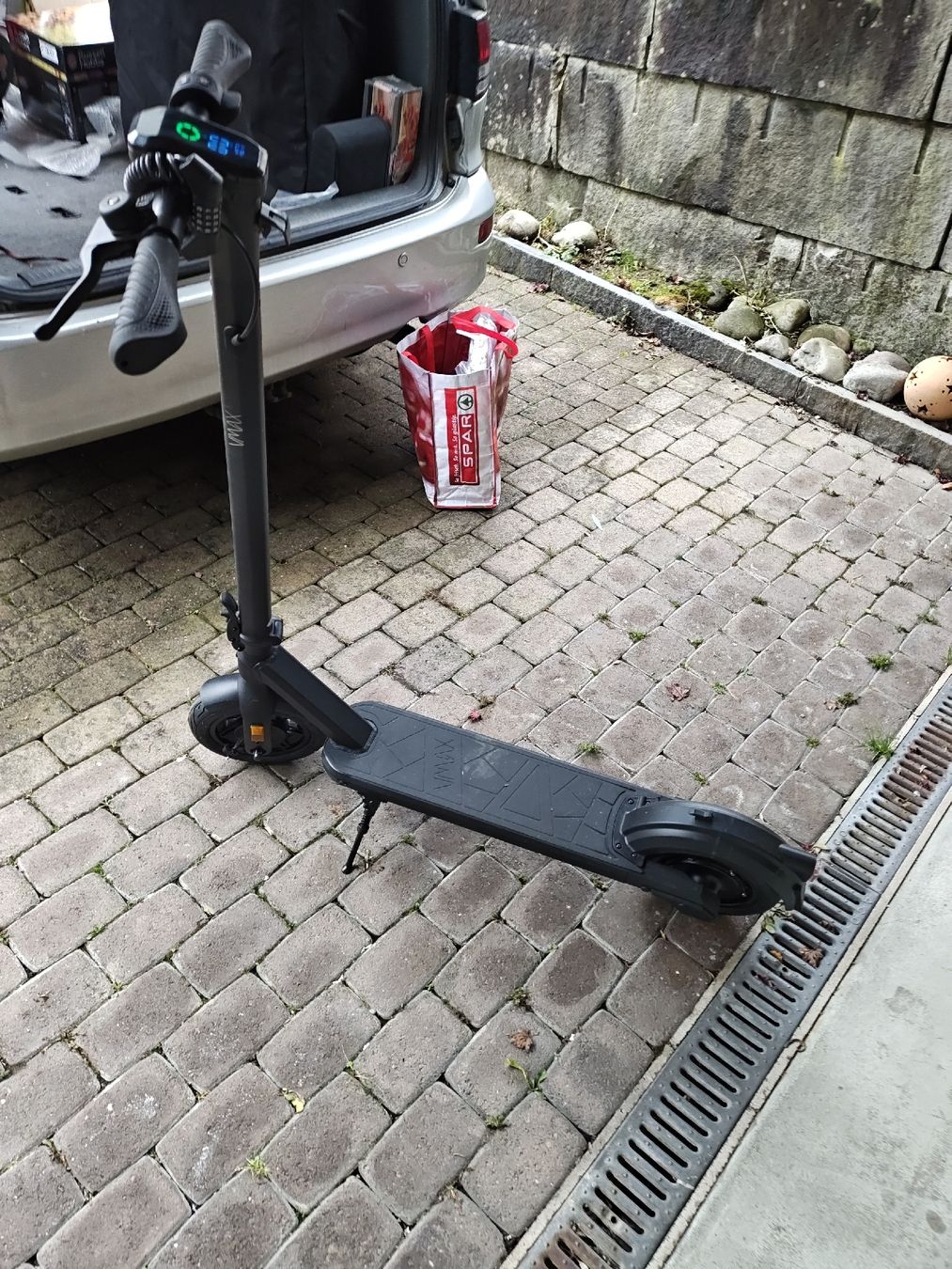 VMAX Kickboard: E-Scooter VMAX Top Zustand, wenig gebraucht. – Gebraucht aus Feldbach von Gwaechshuus