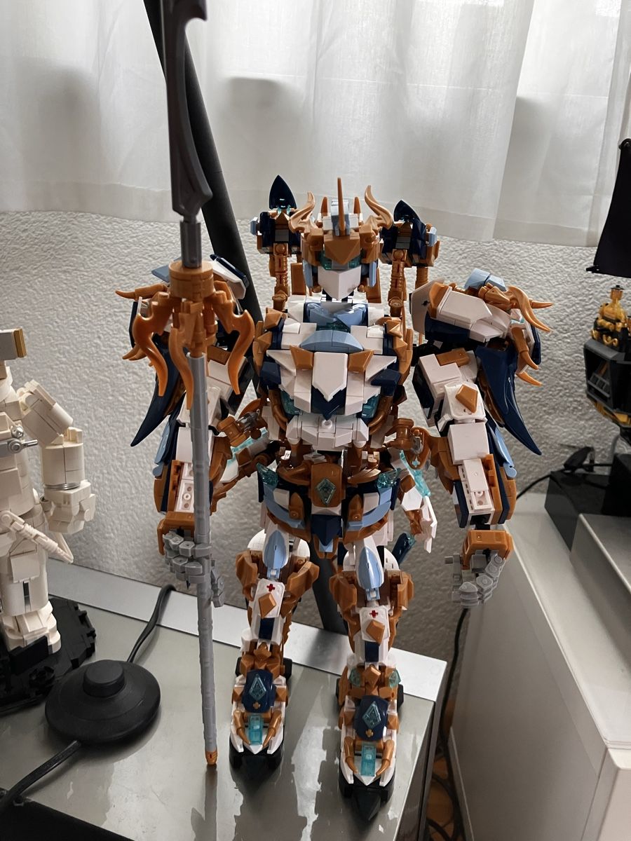 Giocattoli: Manga Transformer Roboter- 2186Teile – Usato da Effretikon venduto da bodycheck77 1