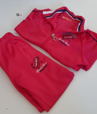 2  Kinder Trainingsanzüge  Gr 98/104