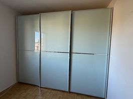 Schiebetürenschrank von Möbel Pfister