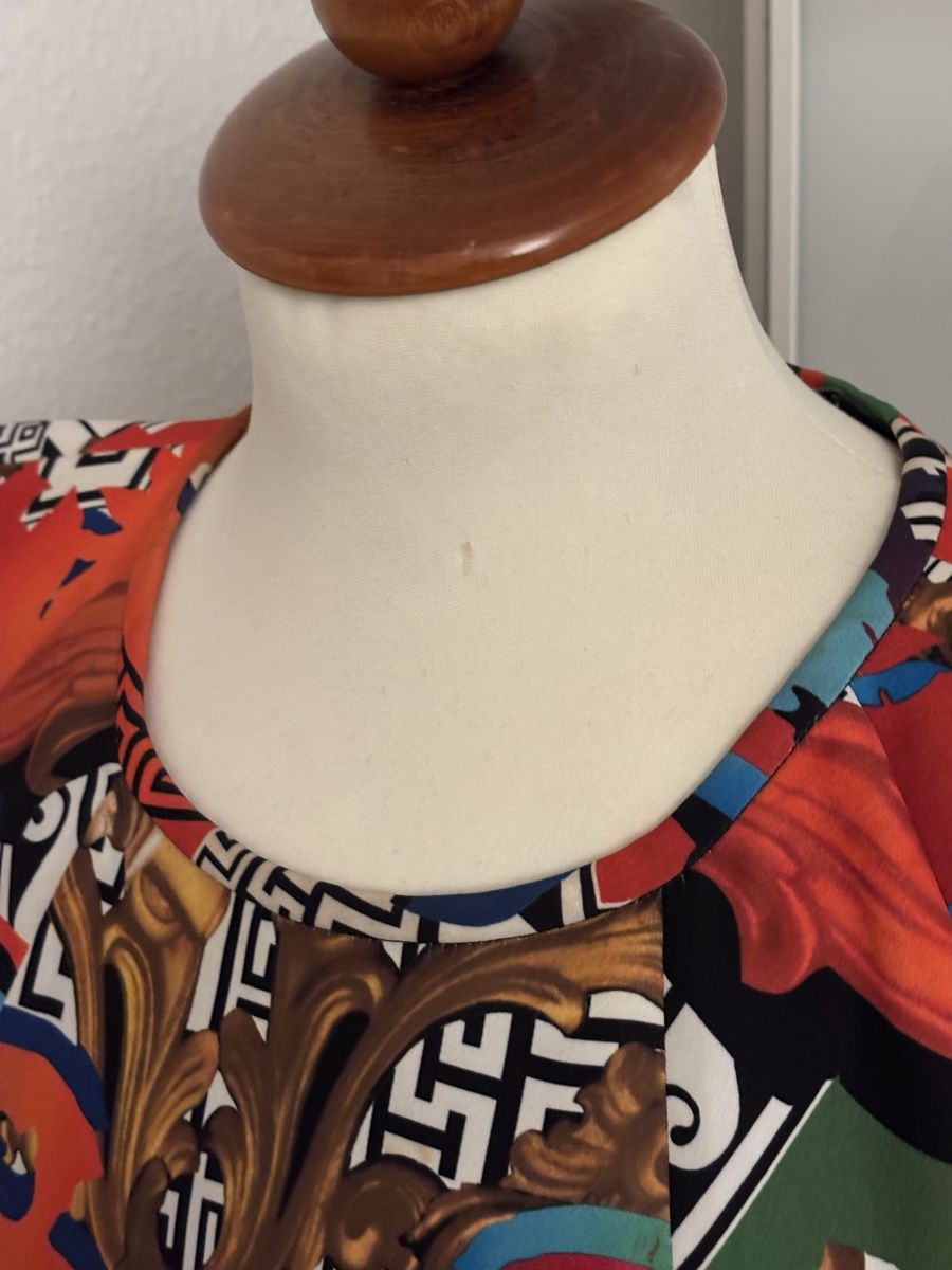 Versace Kleider: Versace Versus dress - Large – Gebraucht aus Lausanne von Charly_brune 2