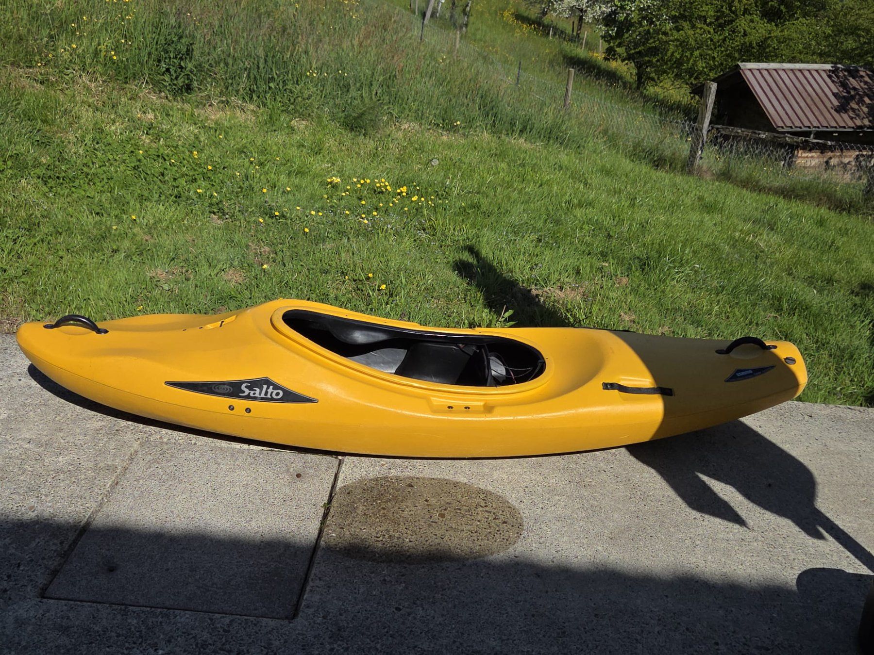 Boote: Kajak Eskimo Salto gelb – Gebraucht aus Wilen (Sarnen) von CodyBlueRose