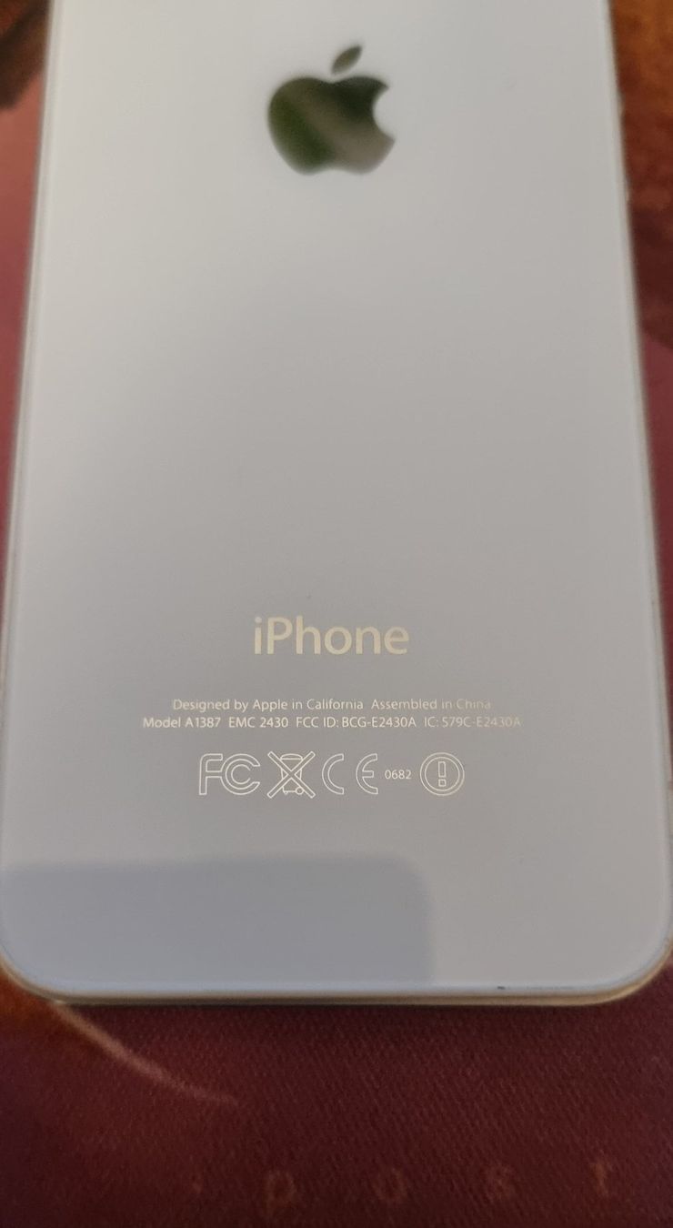 Apple Handys / Smartphones: iPhone 4S - 16GB - weiss - Model A1387 – Gebraucht aus Regensberg von youngt92 2