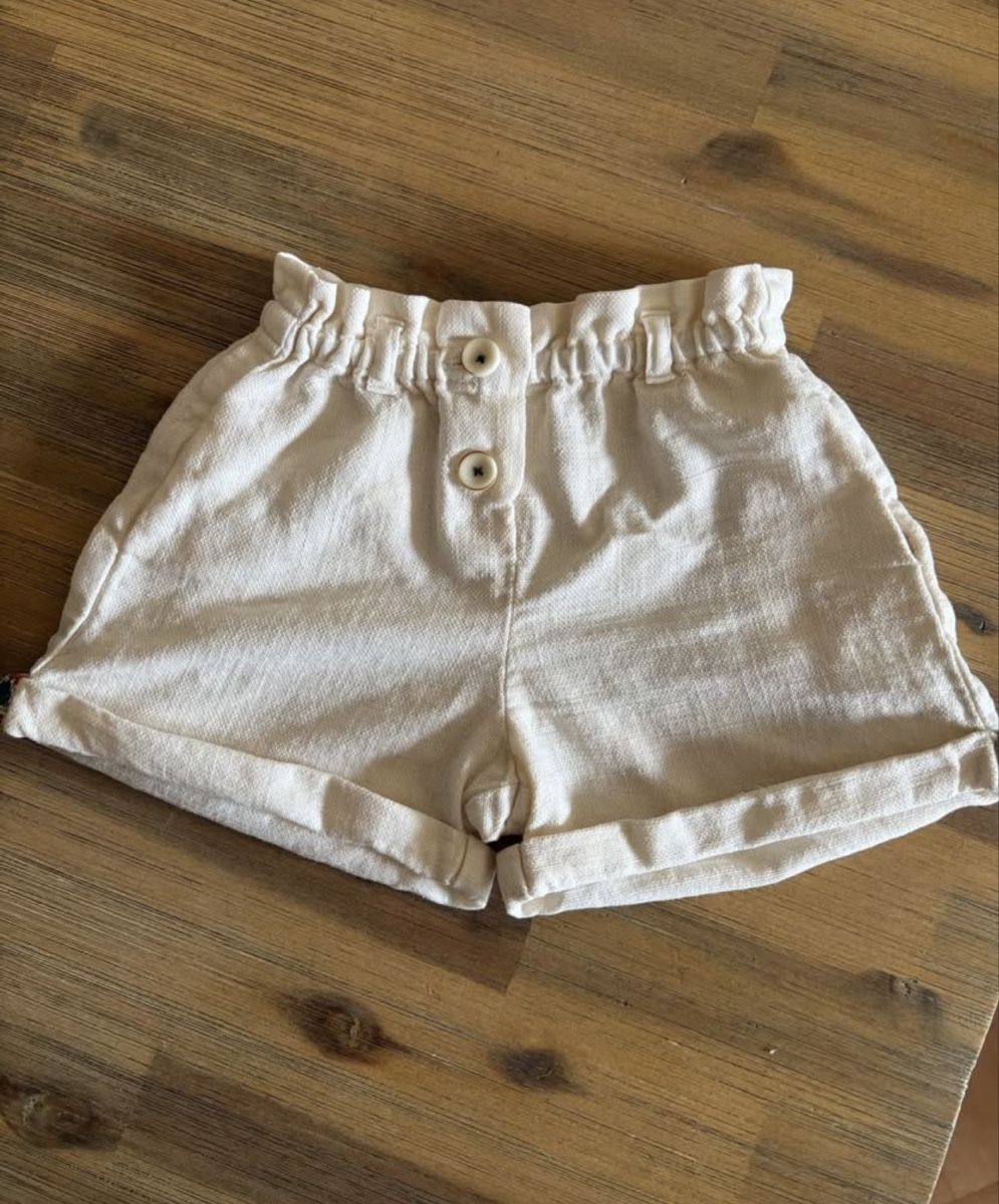 Zara Pantaloni: Short Zara, 18-24 mois - taille 86 – Nuovo (secondo la descrizione) da Sion venduto da Nelsonkatz