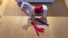 Our Generation Spielpferd Camarillo Weiss 50cm
