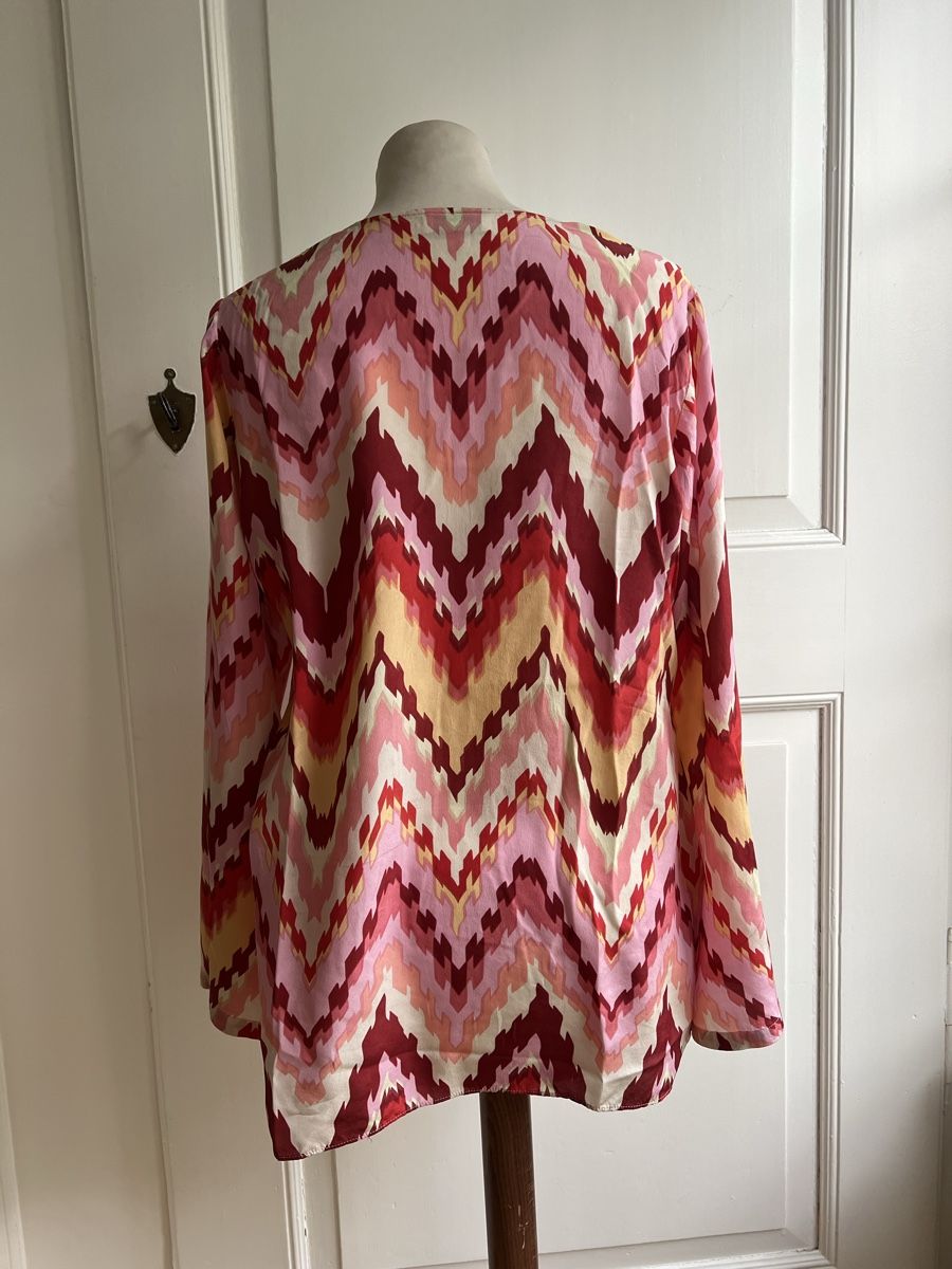 Steffen Schraut Chemisiers: Steffen Schraut Seidenbluse boho Hippie Grösse 38 – D'occasion à Zürich par angielmora 1