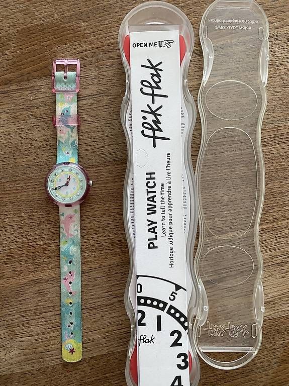 Montres: Flik Flak Kinderuhr Delfine – D'occasion à Biel-Benken BL par anj_bx2k