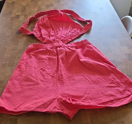 Sommerlicher Jumpsuit in Pink, Grösse M