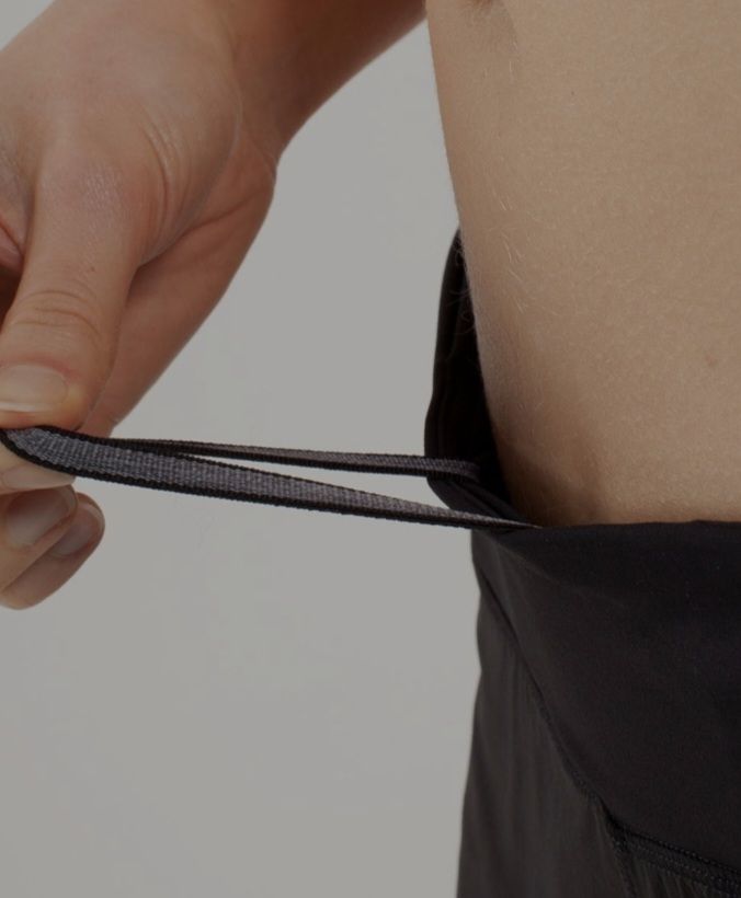 Lululemon Pantaloni: Lululemon Short – Usato da Thun venduto da remyi 3