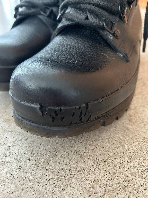 Scarpe da donna: Schweizer Armeestiefel, Gr. 38 – Usato da Domat/Ems venduto da lut_96v7 3