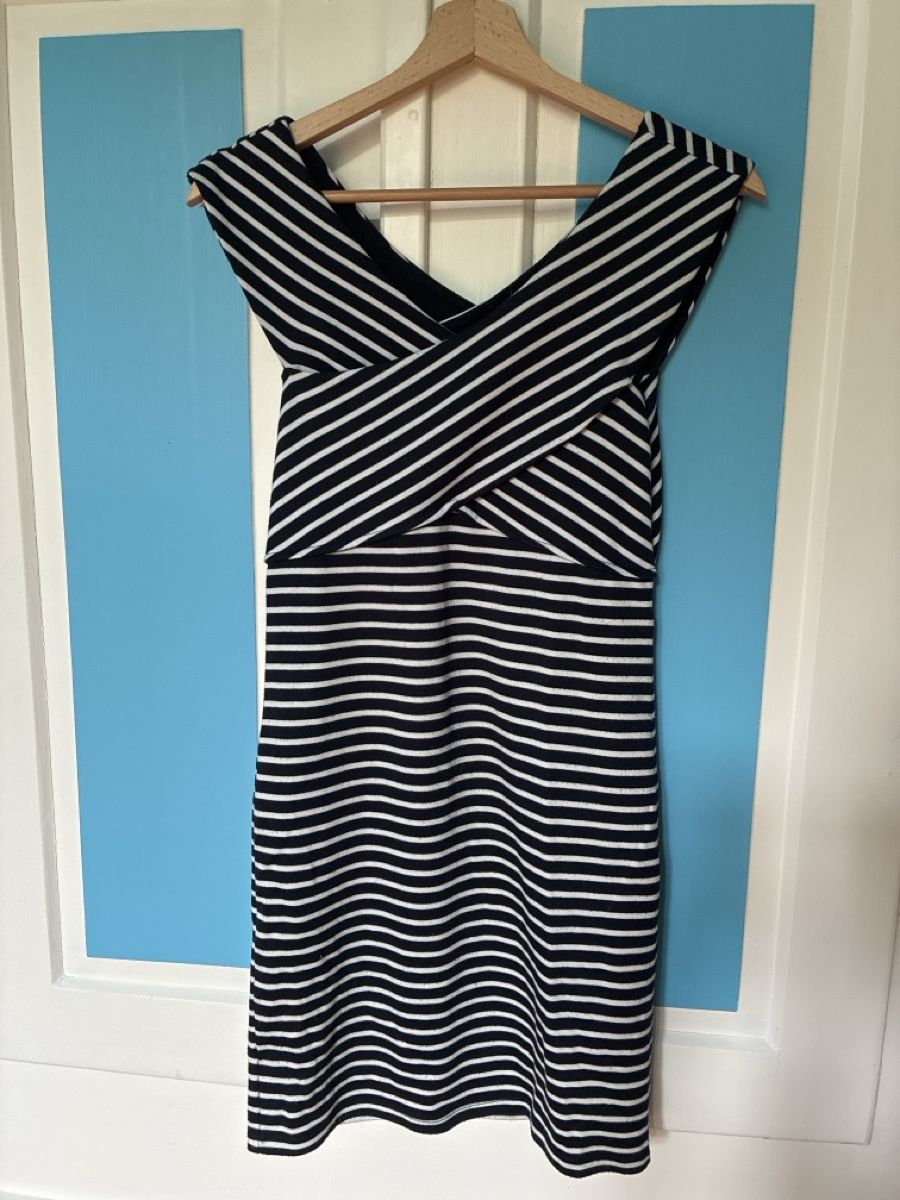 Only Robes: Sommerkleid – D'occasion à Schönenwerd par Xenia.Buechl