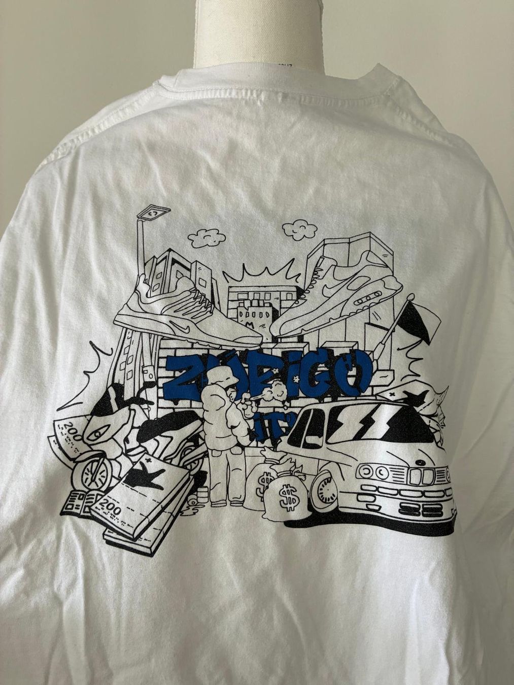 T-shirt: Zurigo City Shirt – Usato da Weiningen ZH venduto da MellRo.54 2