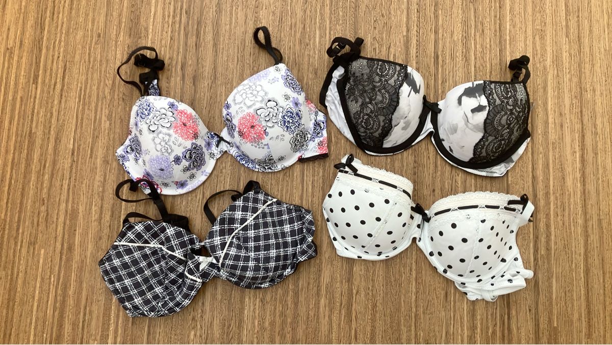 Sonstige Unterwäsche: 4 BH's Grösse 80B – Gebraucht aus Ruggell von VegasGirl