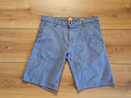 Kurze Hosen