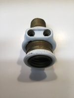 Alte Lampenhalterung mit 2 Pol Stecker aus Porzellan