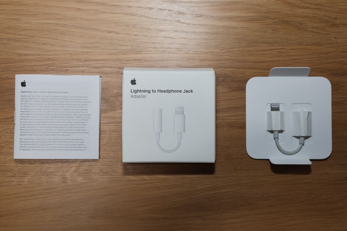 Apple Unità & Adattatore: Apple Lightning auf 3.5mm Kopfhöreranschluss Adapter – Usato da St. Gallen venduto da UsDeSchwiz 5