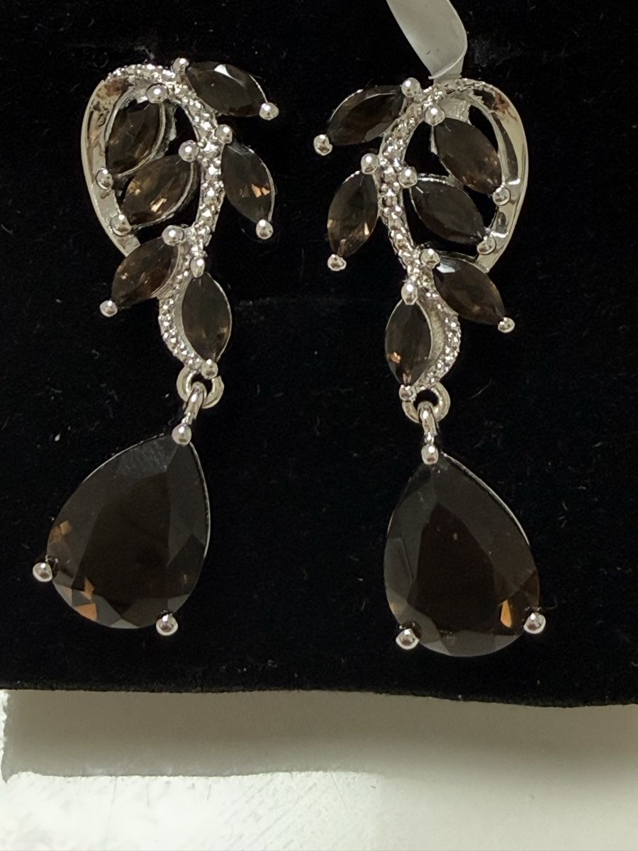 Ohrringe & -stecker: Boucles d’oreilles – Neu und originalverpackt aus Yverdon-les-Bains von sem_6jkd 1