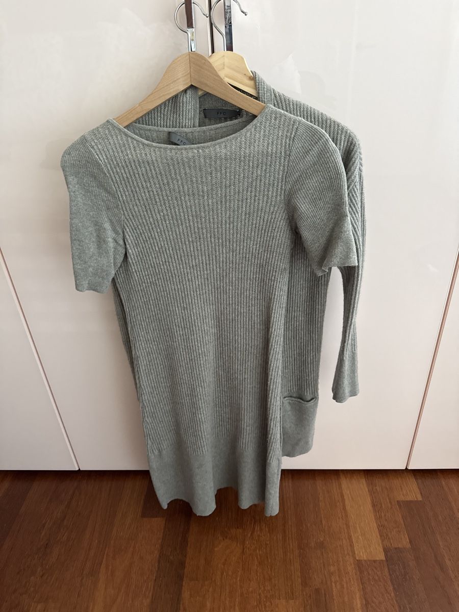Lotti di vestiti: FFC 2 teile Gr. XS/S - Kleid und long Pull – Usato da Stäfa venduto da 6senses 5