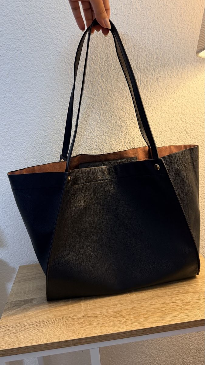 H&M Taschen für Damen: Shopper Tasche schwarz von H&M – Gebraucht aus Bonstetten von AngelaF23 1