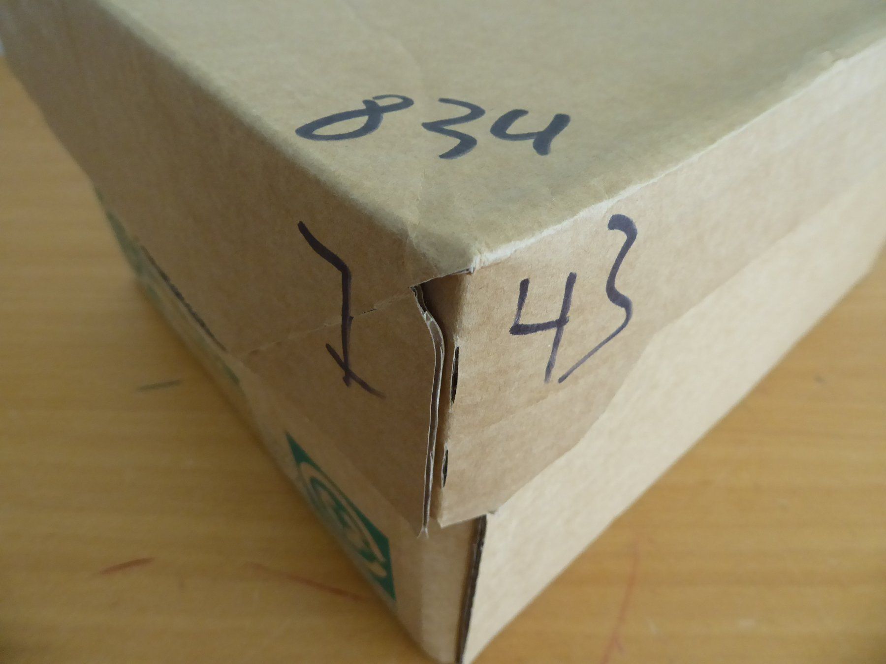 Tutti i francobolli: Monster Kiste mit Stempelsammlung – Usato da Rothrist venduto da swisstools 9