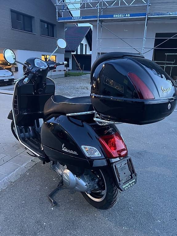 Piaggio Scooter: Piaggio Vespa GTS 300 – Usato da Hefenhofen venduto da Garage_Barone 2