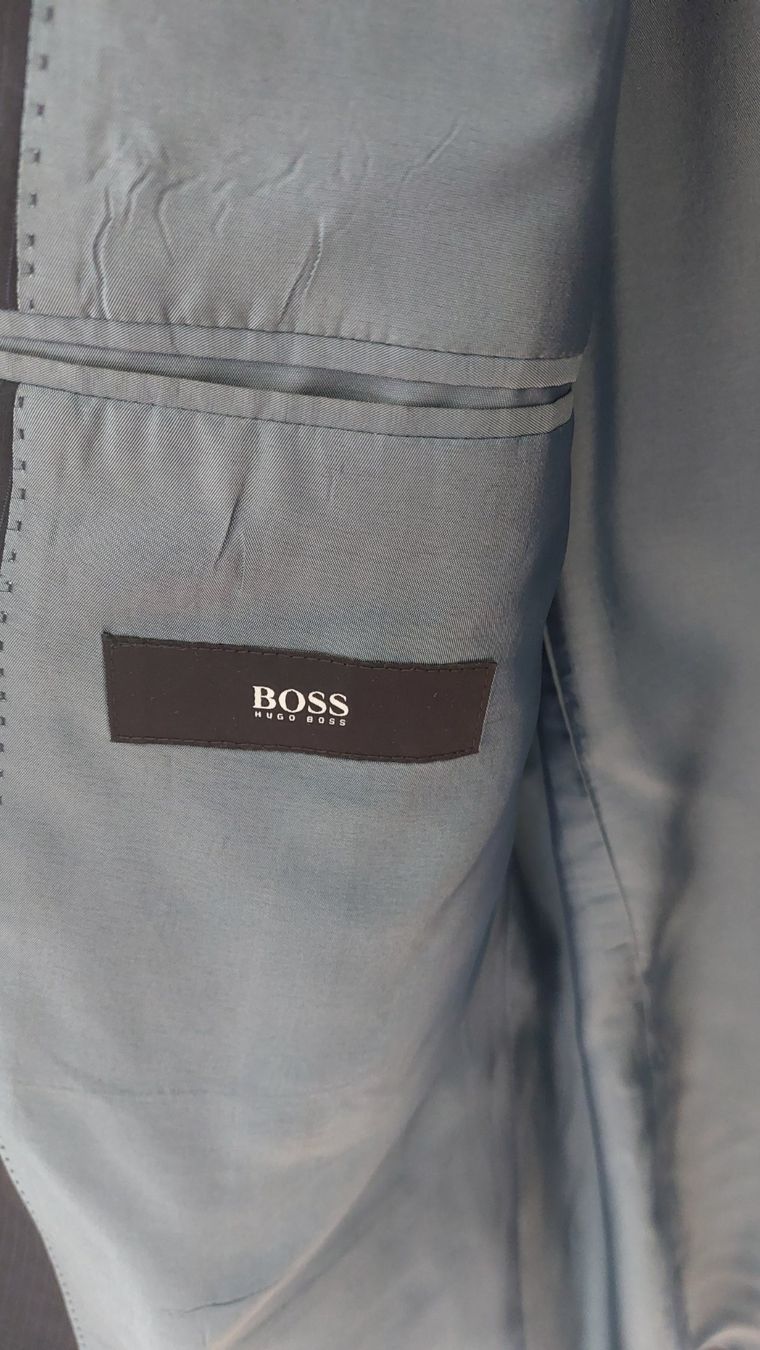 Anzüge: Hugo Boss Herren-Anzug, Grösse 110 – Gebraucht aus Meilen von exi 3