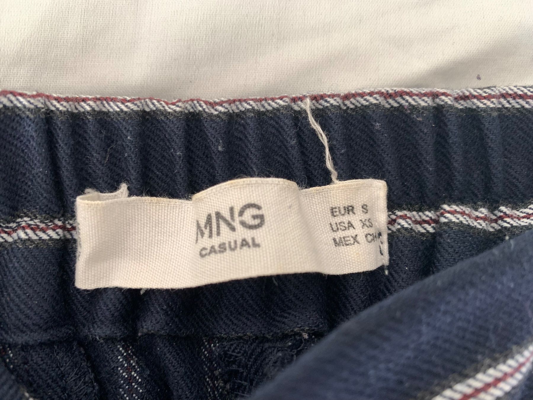 Mango Hosen: Hose Gr XS/S – Gebraucht aus Ettingen von evs_6w9m 2