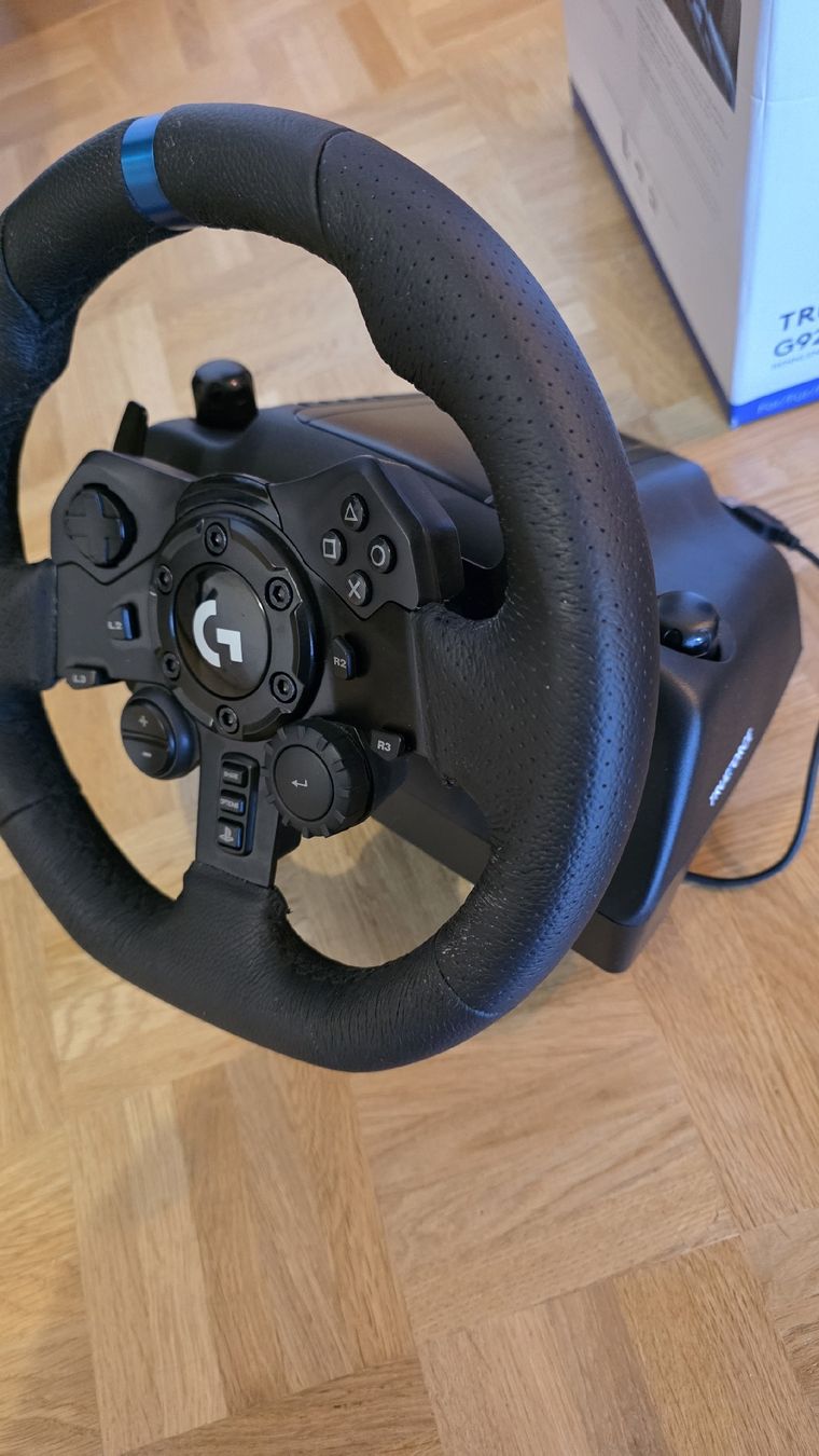 Logitech Manettes: Logitech G G923 Trueforce Playstation PC – D'occasion à Meyrin par pau_7gks 3