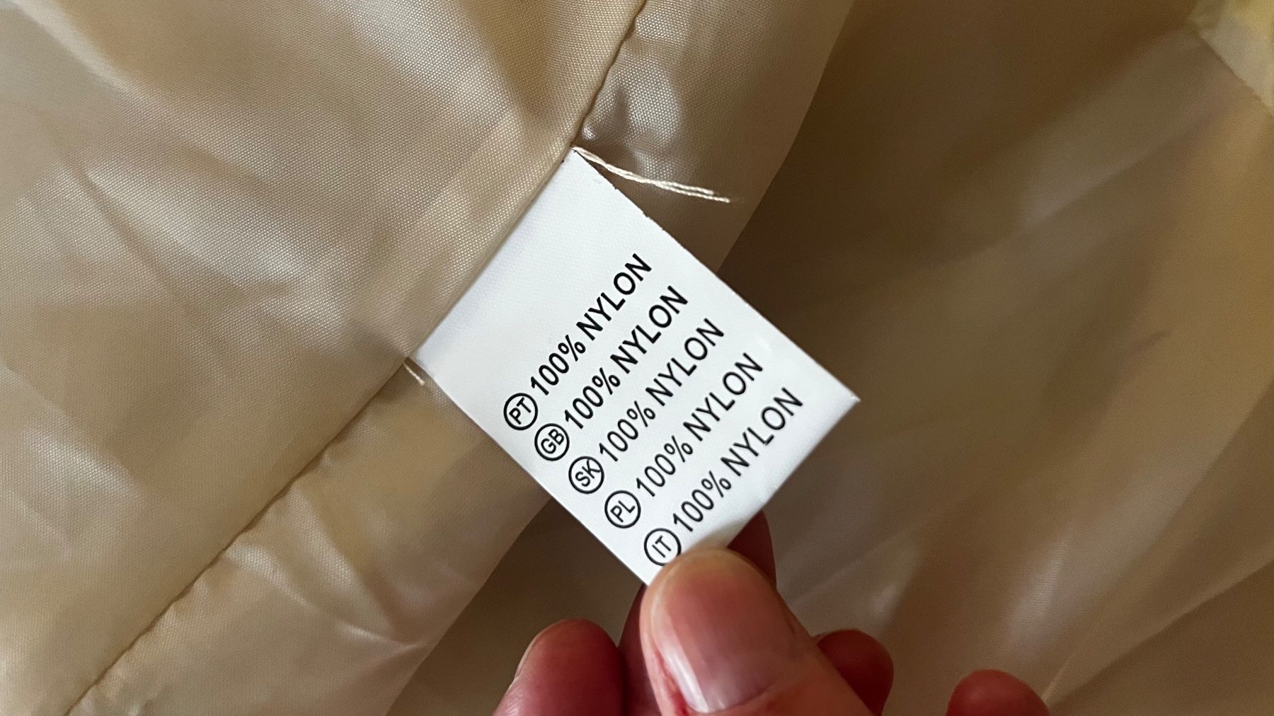 Giacche: Dicke Daunenjacke helles Beige – Usato da Zürich venduto da ann_ngp7 1