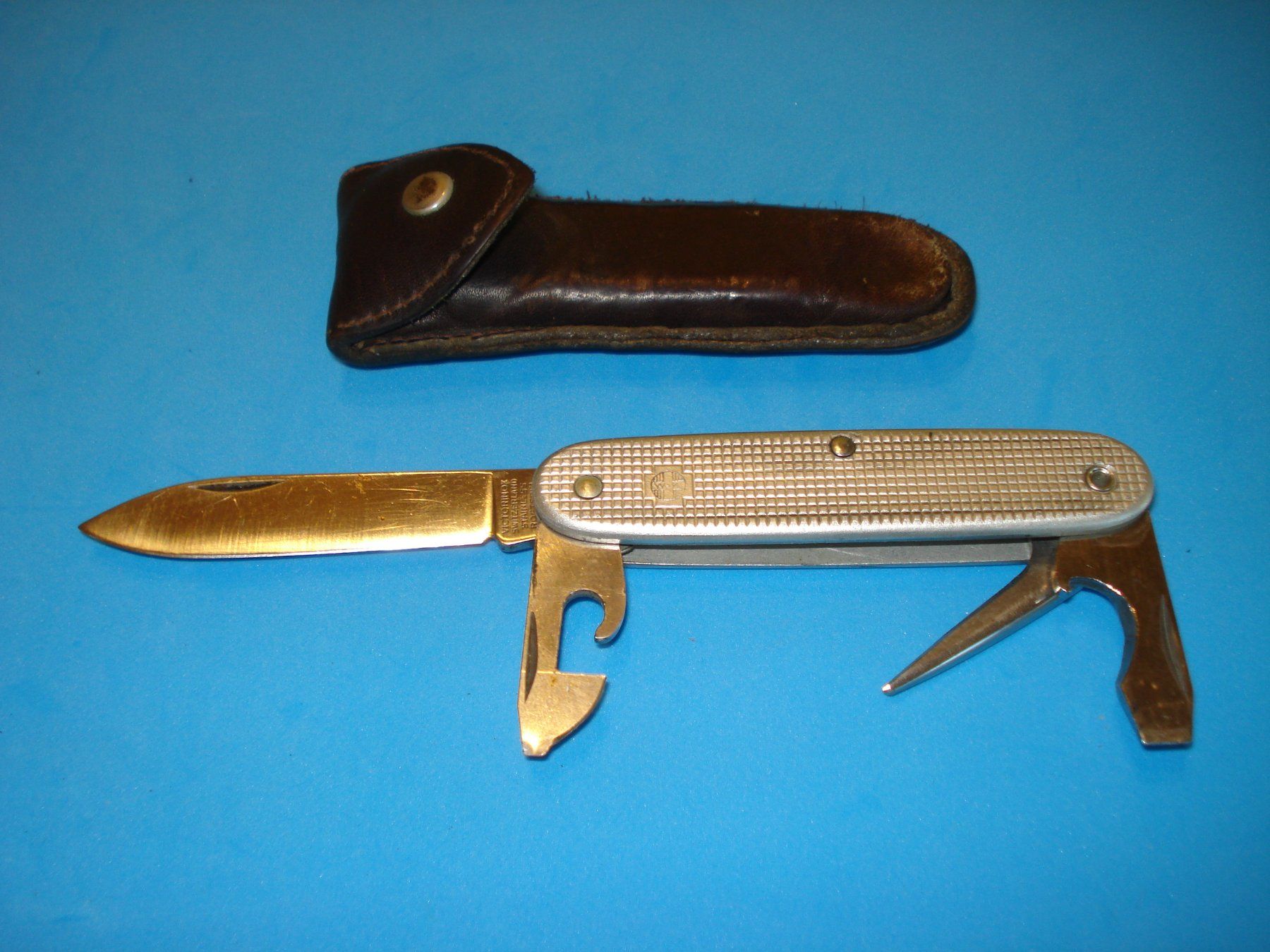 Victorinox Coltelli tascabile: Victorinox Taschenmesser – Usato da Mitlödi venduto da worker04
