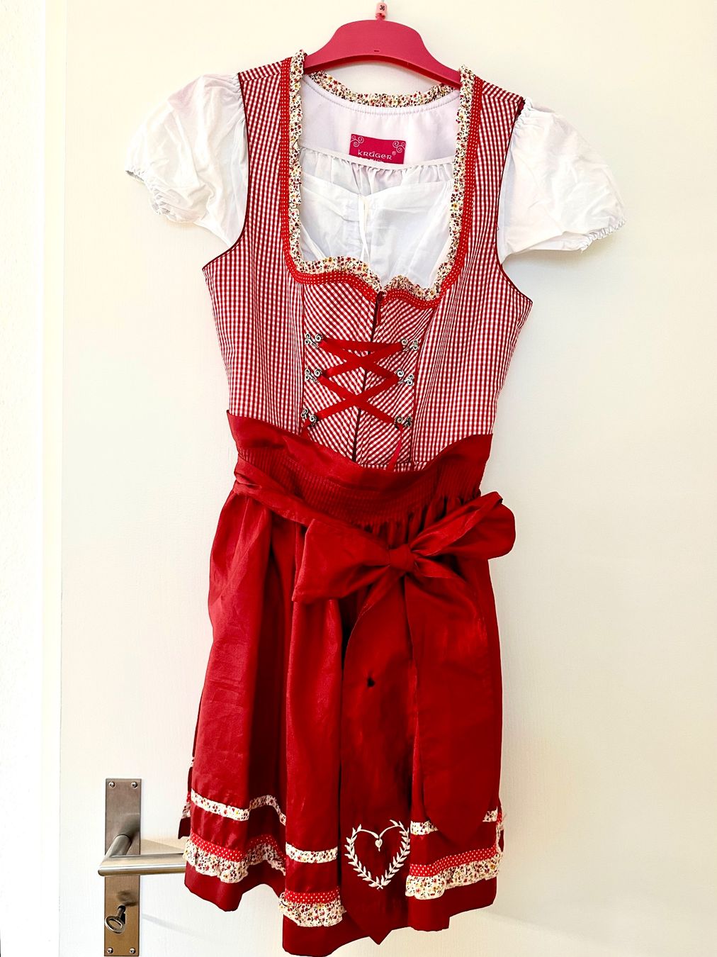 Krüger Vestiti: Oktoberfest Krüger Dirndl size 36 – Usato da Basel venduto da and_9pj9 6