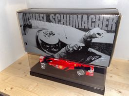 F1 Ferrari F2000 M. Schumacher 1/18 World Champ 2000